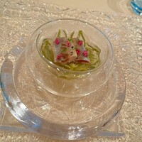 アルピーノ - 鰯のマリネとじゅんさい　ういきょうソース