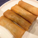 赤坂 四川飯店 - 自家製春巻き･･･王道の味でシンプルに美味しかった！どこにでもあるメニューにこそ実力が表れるものです