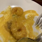 赤坂 四川飯店 - エビのマンゴーマヨネーズ炒め（撮り忘れで食べかけすみません）