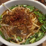 元祖熟成細麺　香来 壬生本店 - 台湾ラーメン平打ち麺　お昼は大盛無理！
