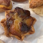 ブーランジュリー オーヴェルニュ - イチヂクのタルト　246円　しっとりしていておやつの時間にもいいかも