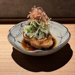 炭焼 おかげさん - 高坂鶏の鶏油で揚げた厚揚げ