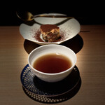 炭焼 おかげさん - 自家製ティラミスと北限の村上紅茶