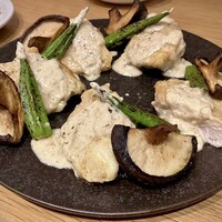Tsuchi 農園野菜とチーズ料理 - 大阪産よろしい茸のゴルゴンゾーラ焼き 大皿盛り 5人分