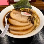 上田らあめん はち - 王様中華そば(並)   チャーシュー3枚トッピング　1330円税込