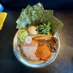 RAMEN HITONI YASASHIKU - 【辛魚（大辛）tp海苔×菠薐草×半コツsv味付玉子】