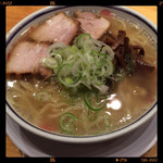 田中そば店 - 中華そば 750円  2014.10
      
      