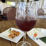 ヴィラデスト ガーデンファーム アンド ワイナリー - ヴィラデストで採れたワイン用のノンアル葡萄ジュース