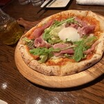 炭火バルとりびぃーの - 