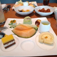 XEX TOKYO / Salvatore Cuomo Bros. - 