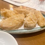 青森PR居酒屋 りんごの花 - りんごのてんぷら、もうこれ食べる時にはお腹が爆発しそう