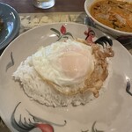 タイ料理 Sweet Basil - 