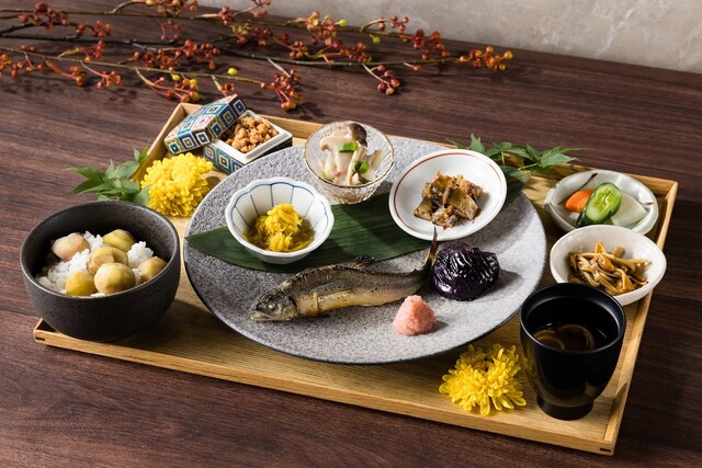 現代里山料理 ZEN HOUSE