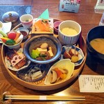御影蔵 - 秋詣膳。