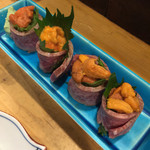 お目当ての生雲丹の牛巻き。めっちゃ美味しい！