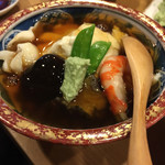 生湯葉とたのんだらこんな感じで出てきました