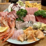 魚三酒場 - 刺身盛り合わせ