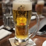 サッポロビール園 開拓使館 - エビスはちょっと小さい