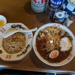 関所食堂 - ラーメン+チャーハン