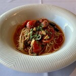 アル・ケッチァーノ  - ミニトマトたっぷりのプッタネスカ