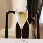 ポアブル - ランチコース　7370円 の白ワイン