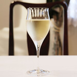 ポアブル - ランチコース　7370円 の白ワイン