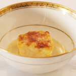 ポアブル - ランチコース　7370円 の温かい蟹 栗のソース