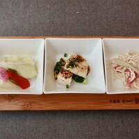 中国菜 老四川 飄香 銀座三越店 - 前菜3種