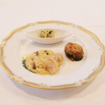 ポアブル - ランチコース　7370円 のフォアグラムース、ズッキーニ、ホタテとパスタのリゾット