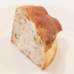 ポアブル - ランチコース　7370円 のパン