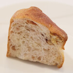ポアブル - ランチコース　7370円 のパン