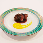 ポアブル - ランチコース　7370円 の牛ロース 人参のピューレ