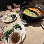 しゃぶ葉 マロニエゲート銀座２店 - 火鍋