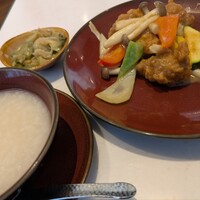 モダンチャイニーズブラッセリ― HALOW - メインとお粥、ザーサイ付き