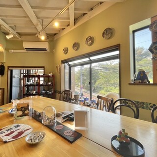 うつわカフェ 茶箪笥_2