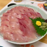 ぶんぶく - はまちの刺身