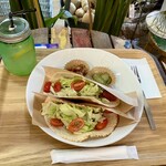 レインボーカフェ - 