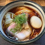 鈴鳴食堂 三番館 - dashiわんたん中華そば＋味玉