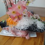 みなと市場 小松鮪専門店 - 