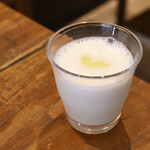 チャントーヤ ココナッツカリー - ランチ限定 ミニラッシー@税込150円