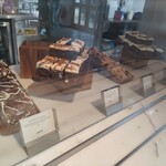 Primrose Hill Cafe - ショーケースに焼菓子