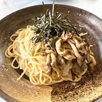 赤いどうくつ - 