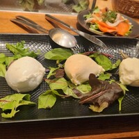オービカ モッツァレラバー 横浜店 - 