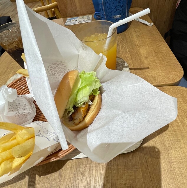 Mos Burger Nara Gakuenmae Ten photo 3
