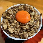 支那そば へいきち 二代目 - 炙りチャーシュー丼（数量限定）450円