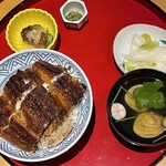 炭焼 うな富士 大阪梅田店 - うなぎ丼　4,910円　コチラはまむし丼になってます