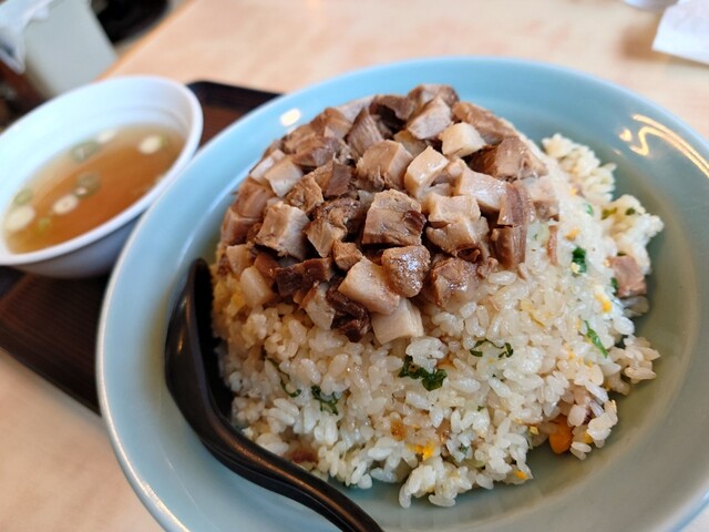頓珍館 - 西若松（ラーメン）の写真