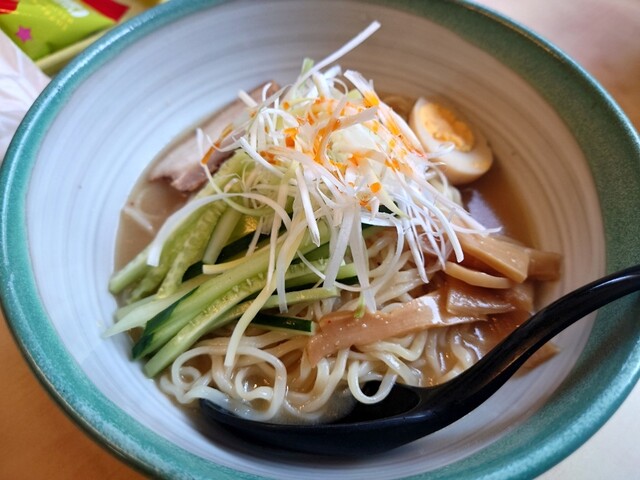 頓珍館 - 西若松（ラーメン）の写真