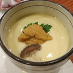 鮨匠 のむら - 茶碗蒸し。ウニとマハタと餅、サツマイモとあおりいか入り。