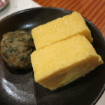 鮨匠 のむら - トビウオの薩摩揚げと卵焼き。